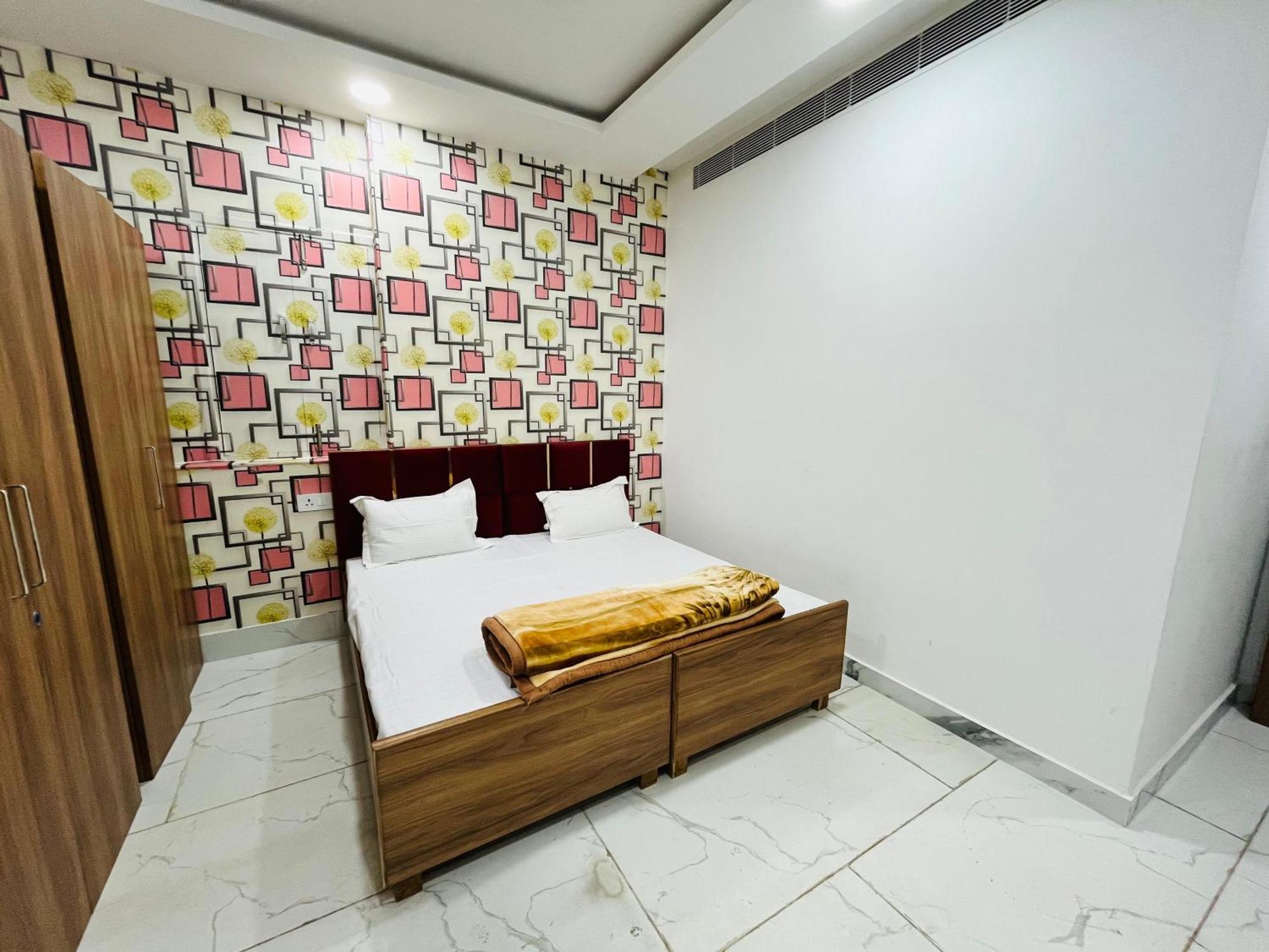 Townhouse Happy Habitat Guest House Greater Noida Eksteriør bilde